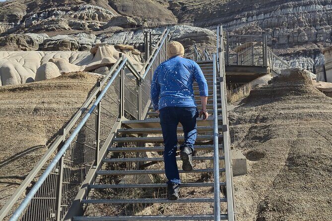 1 Day Guided Drumheller Tour: Calgary to Dinosaur Badlands - A Roadside Photo Break: The World’s Largest Little Church