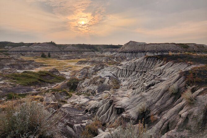 1 Day Guided Drumheller Tour: Calgary to Dinosaur Badlands - Stop 1: World’s Largest Dinosaur and the 86-Foot T. rex Mouth