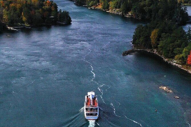 1-Hour 1000 Islands Cruise from Gananoque - Key things I’d notice before you board