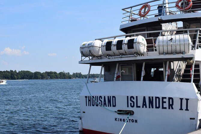 1-Hour 1000 Islands Cruise from Gananoque - Price and value for a $31.36 one-hour cruise