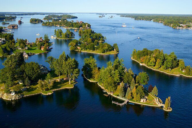 1-Hour 1000 Islands Cruise from Ivy Lea with views of Boldt Castle - The Gananoque start: the river’s main character enters early