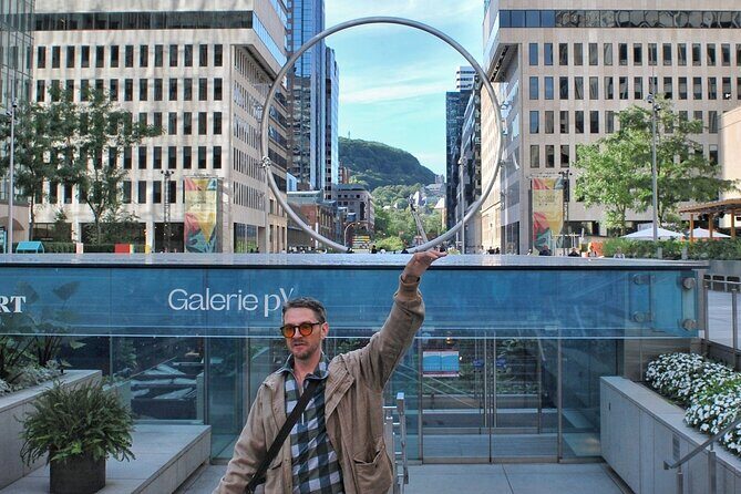1 Hour Downtown Montreal Tour - Place Ville-Marie: the modern era and the Underground City’s beginning