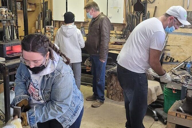 2 Hour Blacksmithing Experience in Niagara (Craft Class/Activity) - Inside the class: what happens during the two hours
