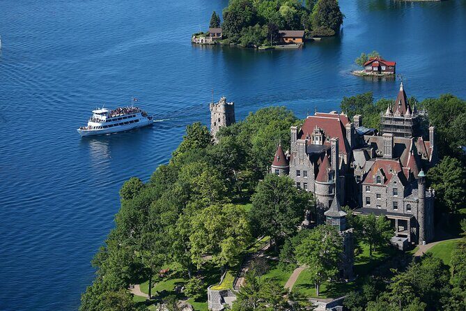 2-Hour Two Castle 1000 Islands Cruise from Ivy Lea - The 1000 Islands: what you’re actually sailing past