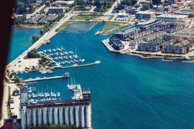20 Minute Scenic Helicopter Private Tour - The Historic Town and Blue Water Flight: What You’ll See