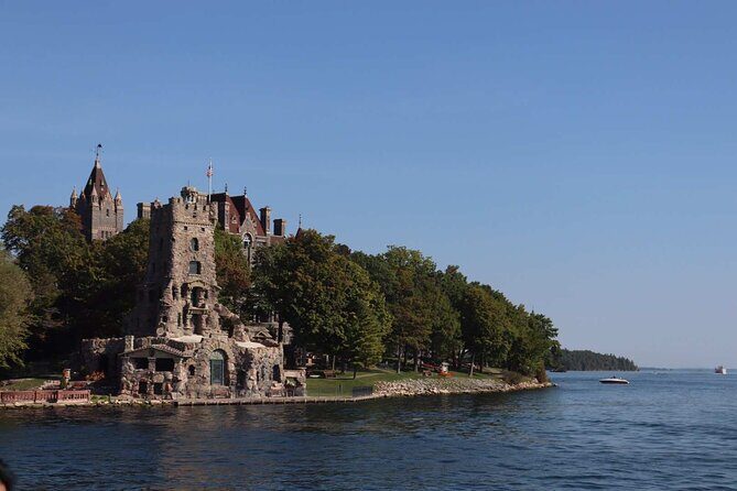 3 Day and 2 Night Tour: Toronto, 1000 Islands, and Niagara Falls - Niagara Falls Walking Time: Free Time Worth Using Carefully