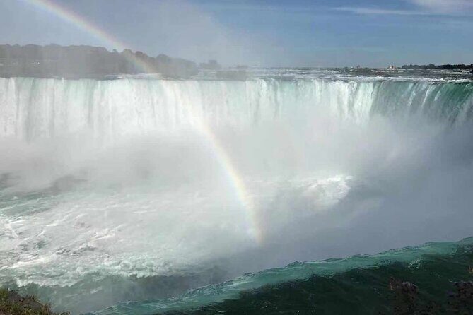 3 Day and 2 Night Tour: Toronto, 1000 Islands, and Niagara Falls - CN Tower, Downtown Toronto, and the Big Apple on Highway 401