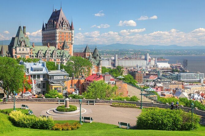 3-day Eastern Canada Tour from Toronto - Ottawa: Parliament Hill Views and Two Museums You Can Choose