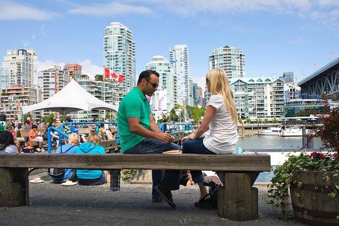 3 hours Private Vancouver Tour-from YVR Airport or Cruise Port - Totem Poles, Nine O’Clock Gun, and Prospect Point panoramas