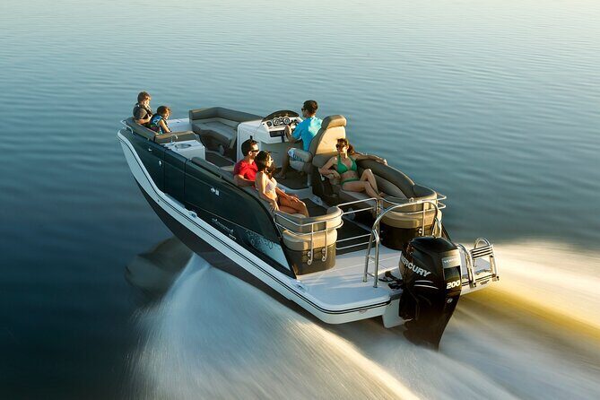 3h Boat Safari - Montreal’s Nature and Iconic Attractions Tour - Iconic Montreal Sights You’ll Glide Past Without Standing in Lines