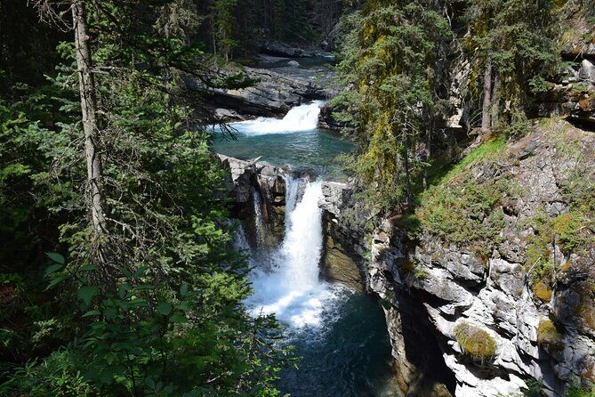 4-Day Authentic Banff, Jasper and Glacier Tour Package - Day 4 Jasper to Calgary: Pyramid Lake, Maligne Canyon, Athabasca, Peyto, Emerald