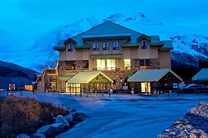 4-Day Authentic Banff, Jasper and Glacier Tour Package - Lake Louise and Moraine Lake: The Rockies’ Two Most-Requested Stops