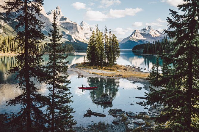 4-Day Authentic Jasper and Columbia Icefield Tour Package - Price and Value: Is $976.22 a Smart Deal for This Route?