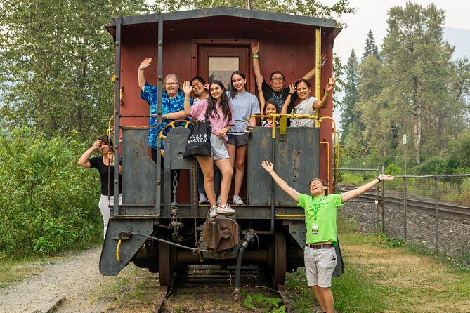 4-Day Canadian Rockies & Banff Classic Summer Tour - Valemount and Wells Gray: Spahat Falls without the big crowd pressure