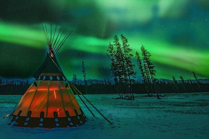 4-Day Guided Tour to Yellowknife Aurora Viewing - Airport Pickup, Hotel Nights, and a Small-Group Pace