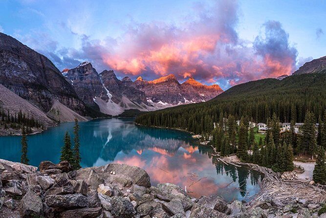 4-Day Rockies Explorer Tour Pkg: Banff, Columbia Icefield, Yoho - Calgary day one: easy start and a “get your bearings fast” vibe