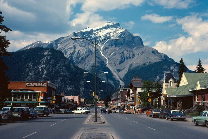 4 Days Canadian Rockies Fall/Spring Tour - Key highlights worth clocking