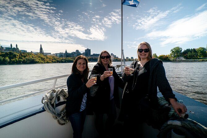 4-Hour Private Tour of Ottawa - A Small-Van Ottawa Intro With Downtown Hotel Pickup