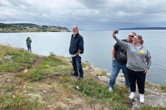 4 Hour St John’s Tour w Come From Away star (lunch included) - Signal Hill and Cabot Tower: big views and the chance for wildlife moments