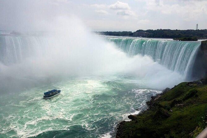 4hr Niagara Falls Canada Tour includes the Boat and tunnels - Journey Behind the Falls tunnels: 150-ft portals and that wow-factor