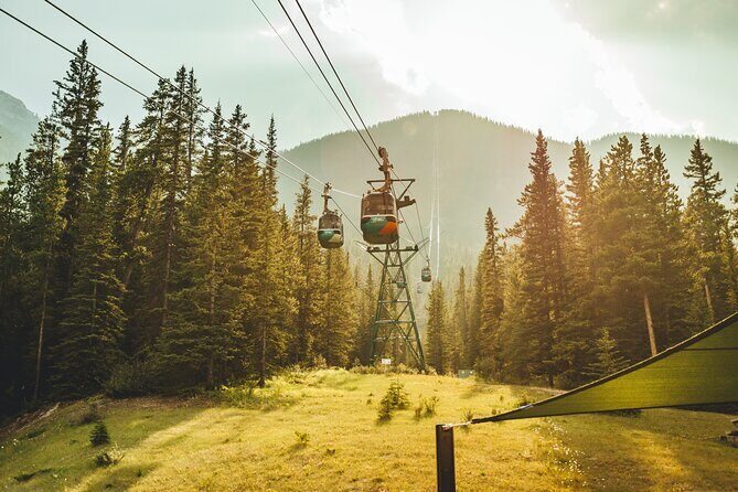 5-Day Banff Self-Guided package with Moraine & Lake Louise Tour - Moraine Lake with a guided day: set-up for the iconic view