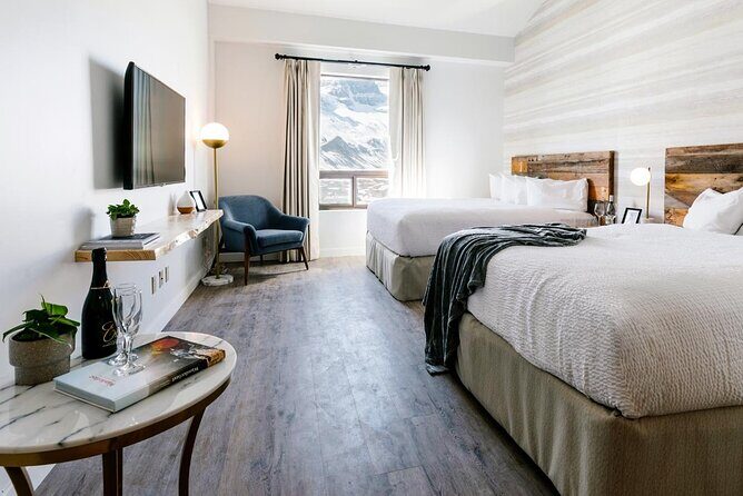 5 Day Rockies Mountains and Glaciers Tour, Icefield Parkway Hotel - Fairmont Banff Springs and the Gondola Decision