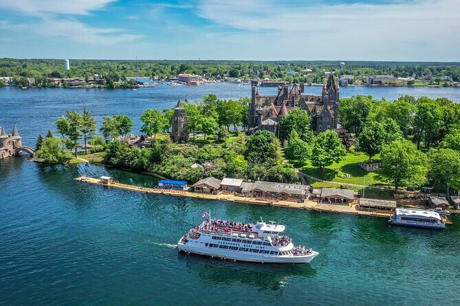 5-Hour 1000 Islands Boldt Castle Stopover Cruise from Gananoque - The Boldt Castle Stopover on Heart Island: The Main Event