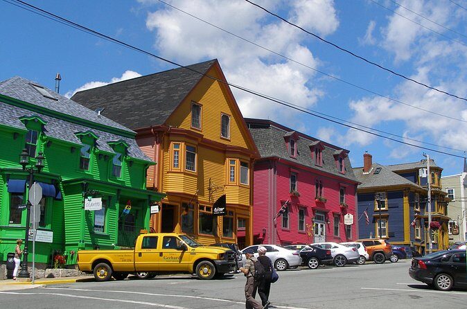 5 Hours Peggys Cove,Mahone Bay, Lunenburg Tour - Peggy’s Cove: the lighthouse, the granite, and quick coastal wandering
