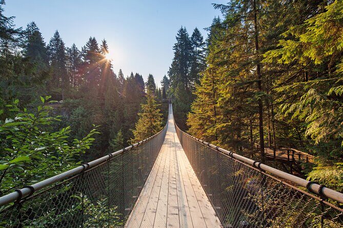 7 hours Private Vancouver Tour-from YVR Airport or Cruise Port - Lunch, then the two admission stops you’ll actually feel