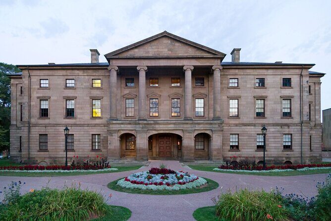 A 7th-Gen Local's View of Downtown Charlottetown: An Audio Tour - Key things to know before you set off