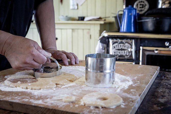 Admission 1 person - Visit of the Acadian Historic Village - Each historic building: what to expect when you stop