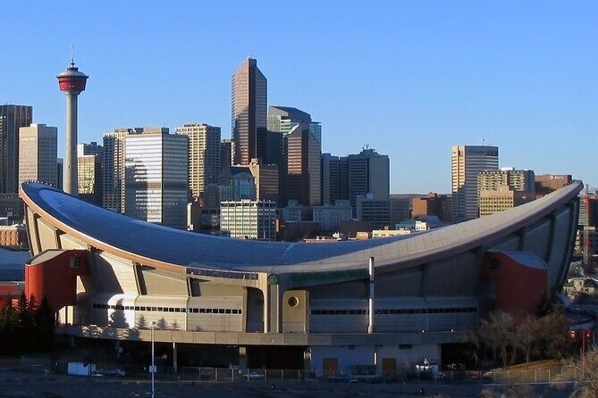 Airport Shuttle: Calgary Airport <—-> Downtown Calgary - Meet-and-Greet at YYC: Where Your Driver Finds You
