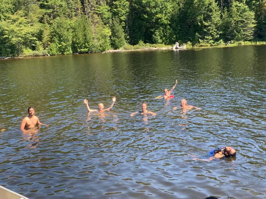 Algonquin Park Hiking: Adventure Tour from Toronto - Guide Style and Group Size: Small, Controlled, and Generally Friendly