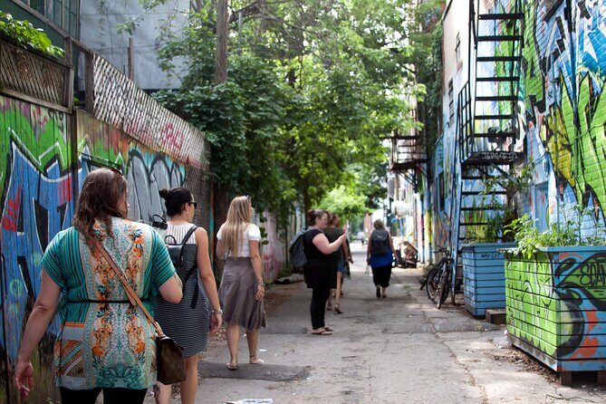 All about Montreal's Murals - Saturday Walking Tour - Who this tour suits best