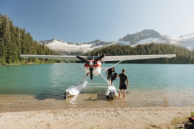 Alpine Lake Flightseeing Experience from Squamish - Sea to Sky Air basics: where to meet and what the timing feels like