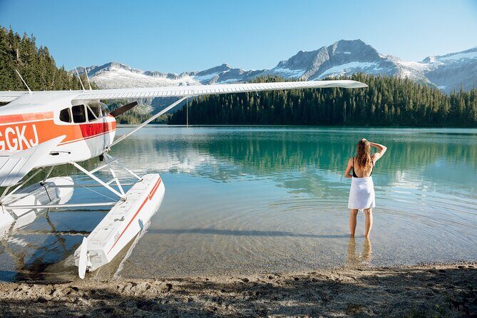 Alpine Lake Flightseeing Experience from Squamish - The pilot-led feel: why the headset changes everything