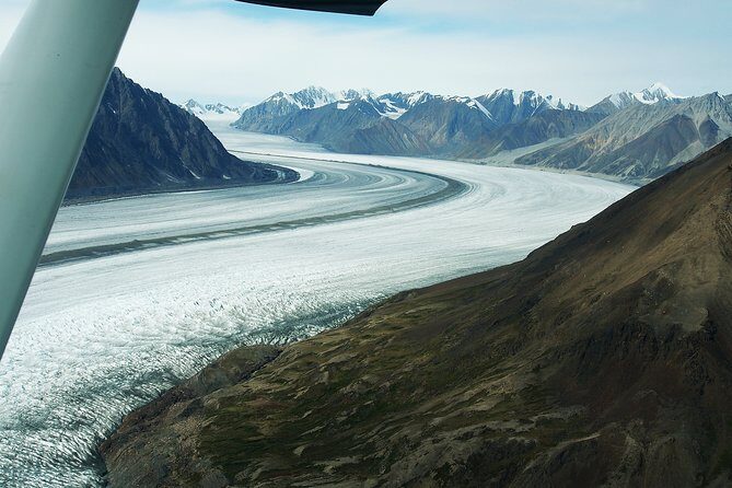 Arctic Day: Kluane National Park Tour | full day - Guides, Languages, and How the Day Gets Explained