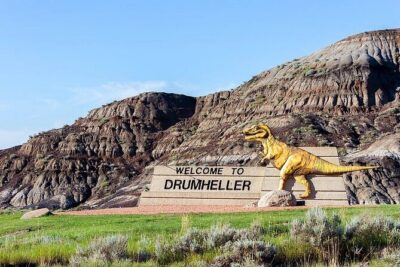 Badlands Tour: Drumheller with Museum, Hoodoos & Dinosaurs - Horseshoe Canyon: The Badlands View That Turns on Your Camera