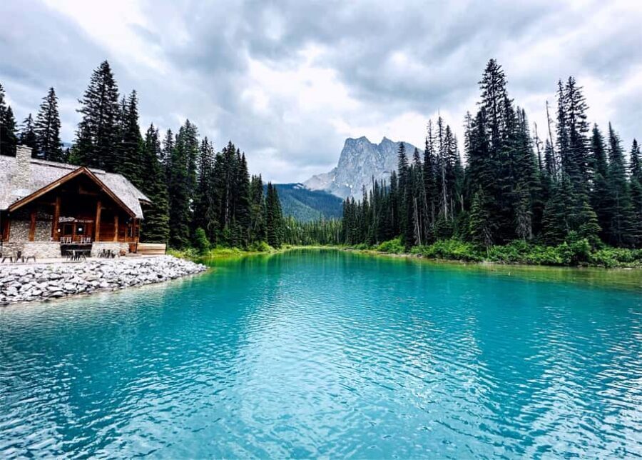 Banff/Calgary:1-Day to Lake Louise,Moraine Lake,Emerald Lake - Key things that make this trip worth your time