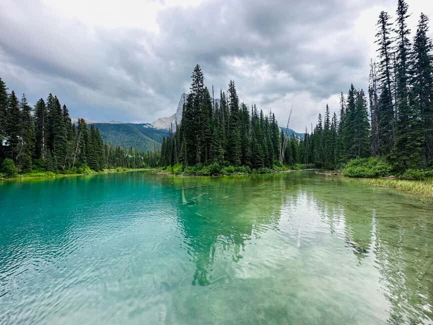 Banff/Calgary:1-Day to Lake Louise,Moraine Lake,Emerald Lake - Lake Louise: The Crown Jewel Stop With Time to Enjoy It