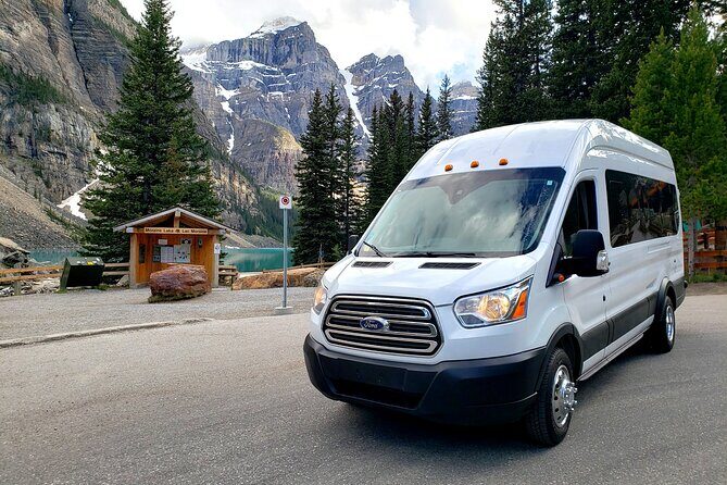 Banff/Canmore Moraine Lake & Lake Louise– Hike, Canoe or Sightsee - Stop 2: Lake Louise—hike, canoe, or paddle at your pace