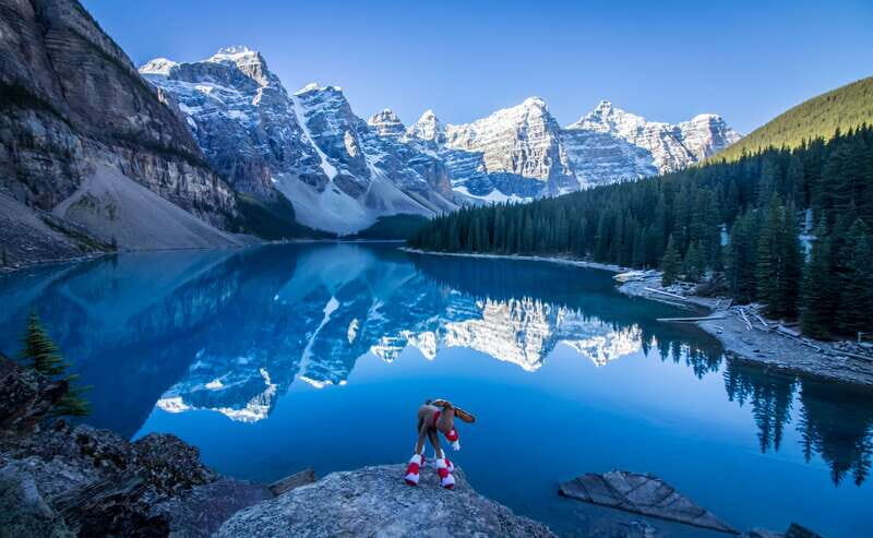 Banff: Explore Banff & Jasper National Parks (4-Days) - Lake Louise To Icefields Parkway: postcard lakes and a wilderness hostel that actually feels fun