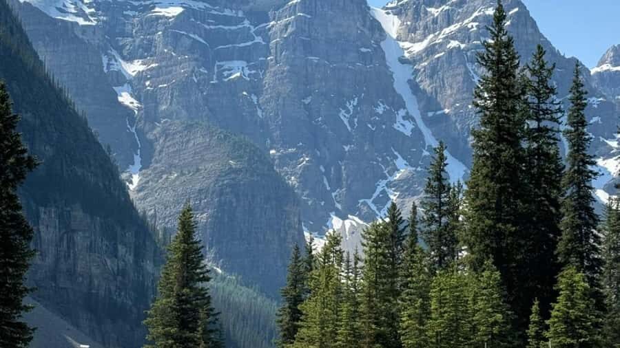 Banff: Gondola, Hot Springs, Bow falls & Three lakes tour - Should you book this tour?