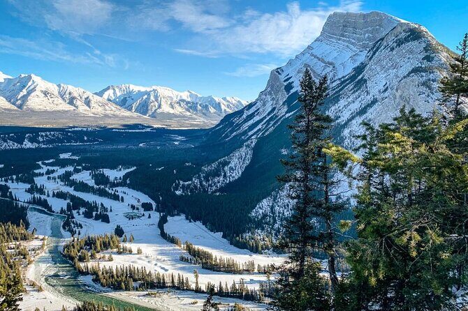 Banff Highlights: Moraine Lake, Lake Louise and beyond - Summer swap: Moraine Lake and why the shuttle matters