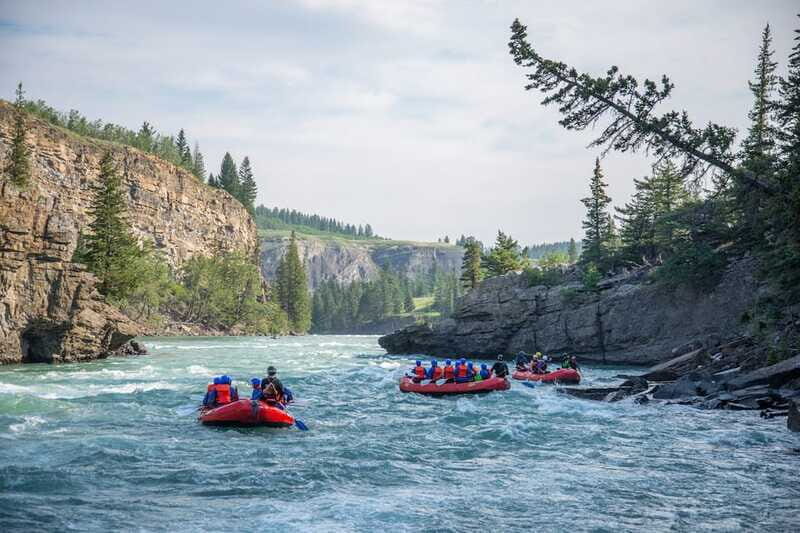 Banff: Horseshoe Canyon Whitewater Rafting Tour - After the rapids: change, drink, and get your photos