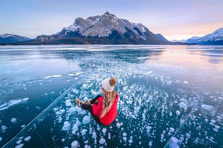 Banff: Icefields Parkway & Abraham Lake Ice Bubbles Tour - Pickup timing in Banff: start time isn’t your hotel time