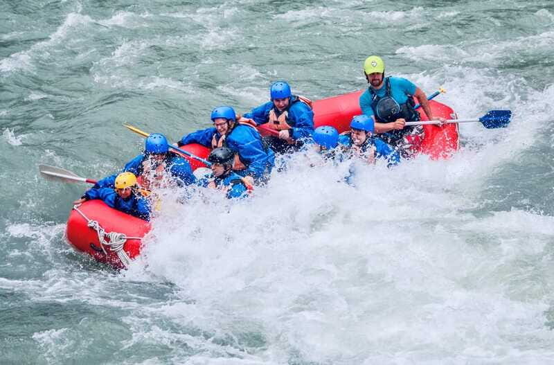 Banff: Kananaskis River Whitewater Rafting Tour - Safety and comfort: what the tour does well