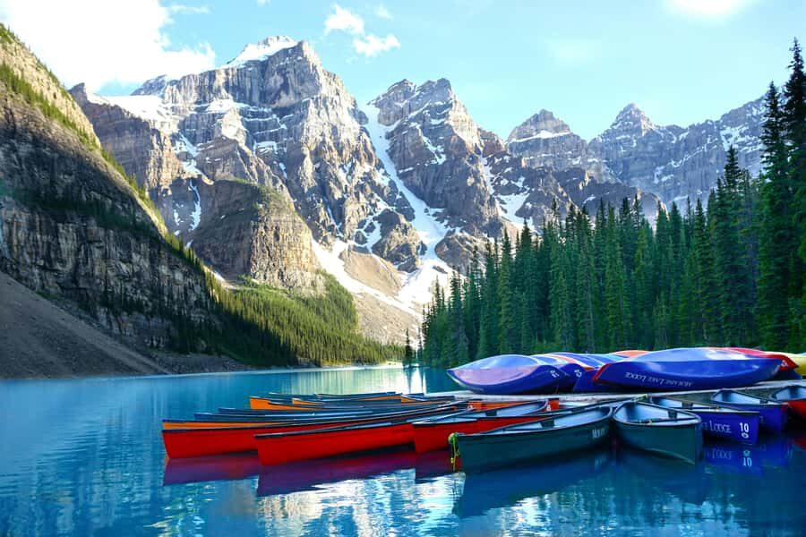 Banff: Lake Louise,Moraine, Minnewanka, Emerald Lake & Banff - Pickup and timing around Calgary, Canmore, and Banff