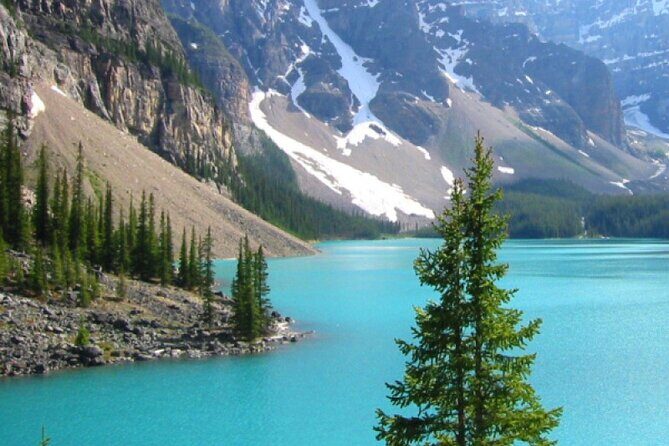 Banff National Park Moraine Lake and Lake Louise Explorer Tour - Moraine Lake stop: the biggest reason this tour format helps