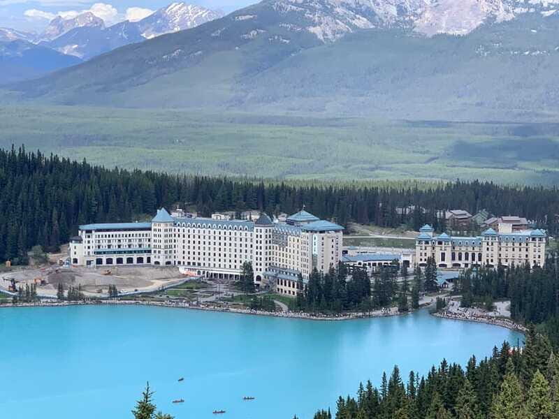Banff Town: Gondola, Lake Louise, Moraine, Cave and Basin - Banff Avenue Free Time: Lunch, Shopping, and Getting Your Bearings